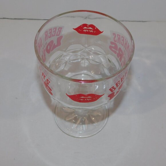 Vintage Beer Drinkers Make Better Lovers Glass Goblet Lips Kisses - Picture 7 of 8